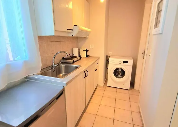 Apartment Tiny House 2